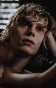 Tate langdon